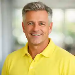 Zdjęcie Marka Zielińskiego, gracza z Torunia, który korzysta z platformy Lemon Casino jako formy rozrywki online.